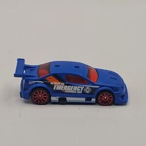 HOT WHEELS EMERGENCY RESPONSE UNIT Red Window